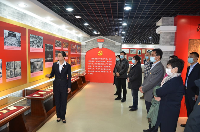 輕工供銷公司組織“尋訪百年光輝足跡、傳承紅色基因”活動(dòng)