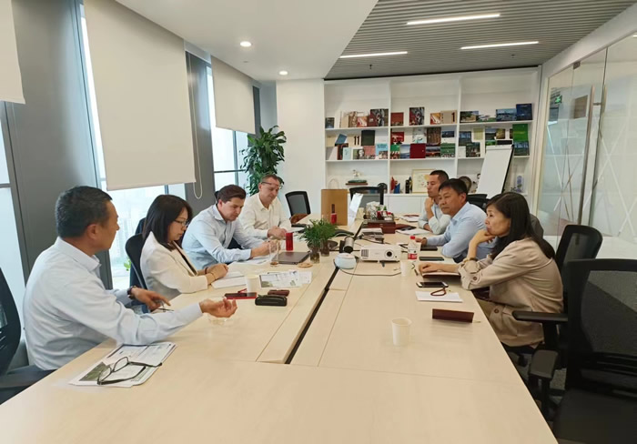 輕工供銷公司與國際紙漿供應(yīng)商持續(xù)深化合作、拓展合作領(lǐng)域